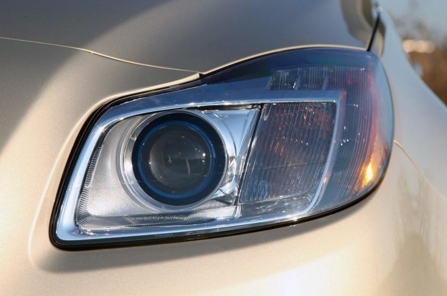  Buick Regal eAssist 2012 года  (фото 2 из 48)